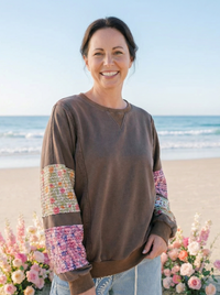 Posy Crewneck - Mocha